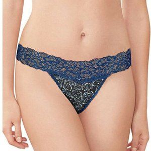 Maidenform NWT Sexy Rose Comfort Devotion Allover Lace Thong Panty DMESLT 8 9